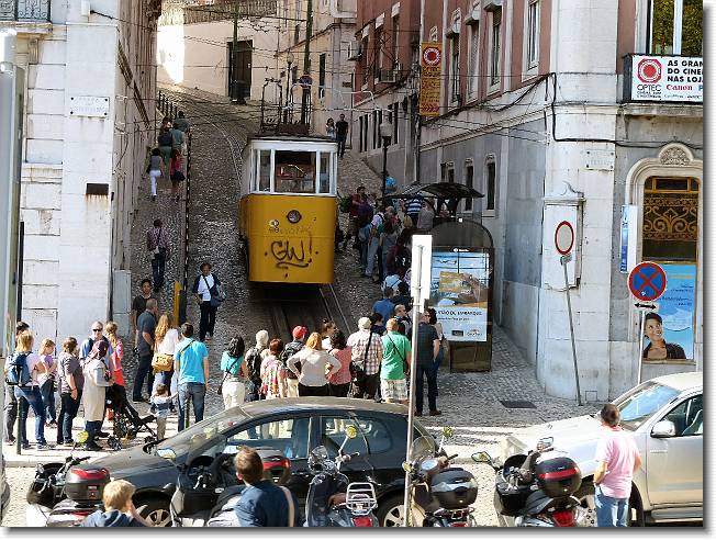 Clicca per scorrere le foto originali ingrandite