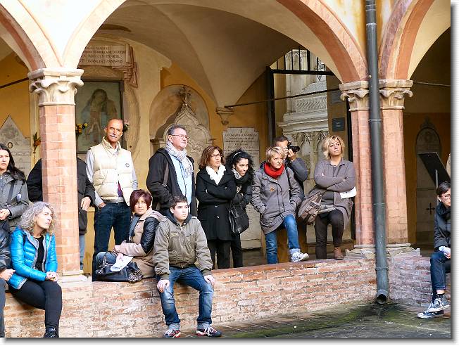 Clicca per scorrere le foto originali ingrandite
