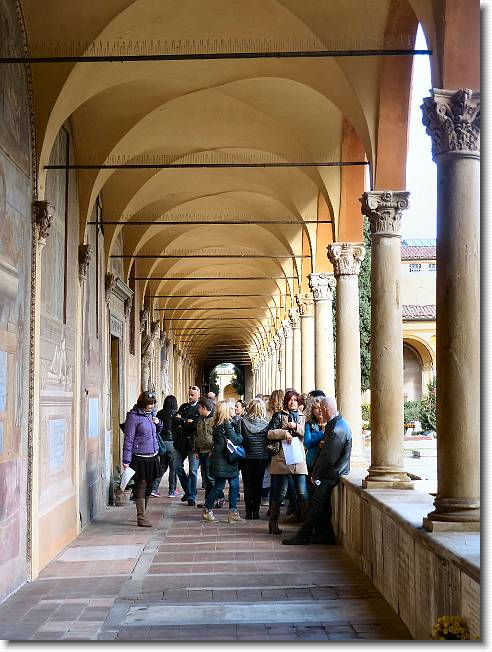 Clicca per scorrere le foto originali ingrandite