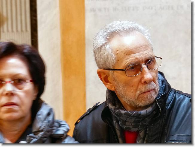 Clicca per scorrere le foto originali ingrandite