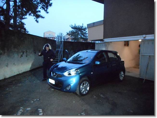 Clicca per scorrere le foto originali ingrandite