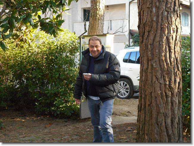Clicca per scorrere le foto originali ingrandite