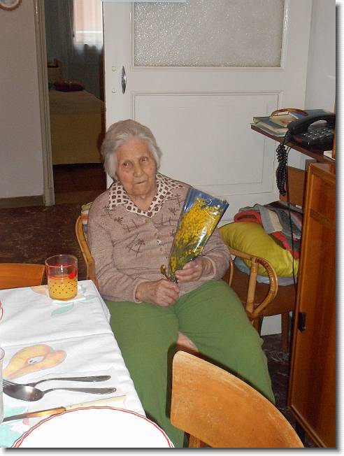 Clicca per scorrere le foto originali ingrandite