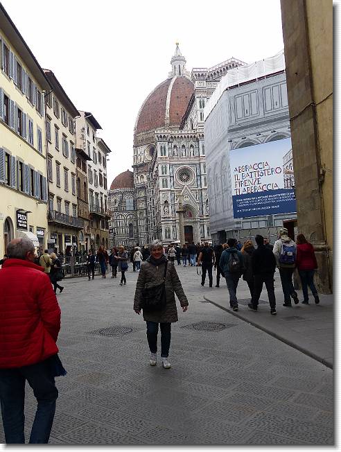 Clicca per scorrere le foto originali ingrandite