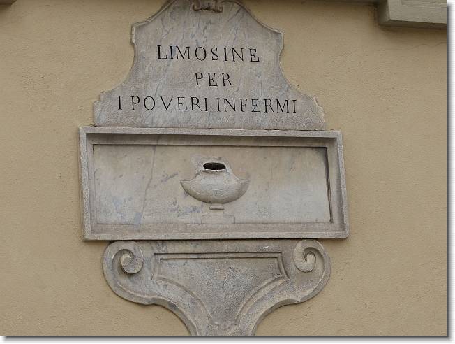 Clicca per scorrere le foto originali ingrandite