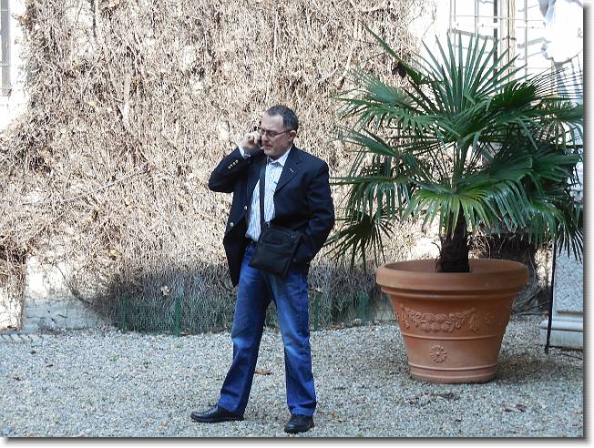 Clicca per scorrere le foto originali ingrandite