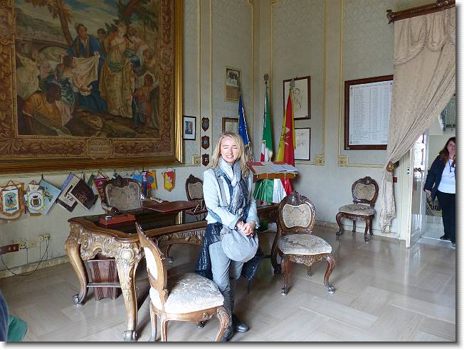 Clicca per scorrere le foto originali ingrandite