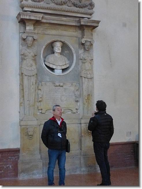 Clicca per scorrere le foto originali ingrandite