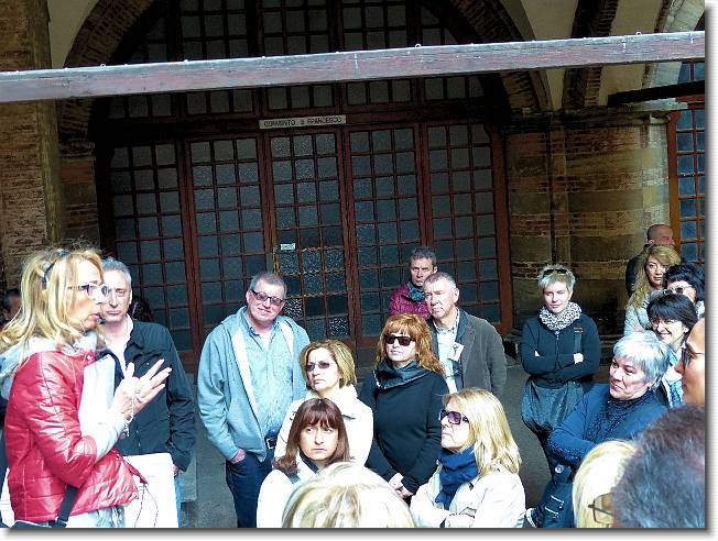 Clicca per scorrere le foto originali ingrandite