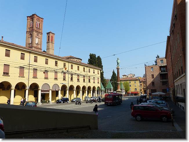 Clicca per scorrere le foto originali ingrandite
