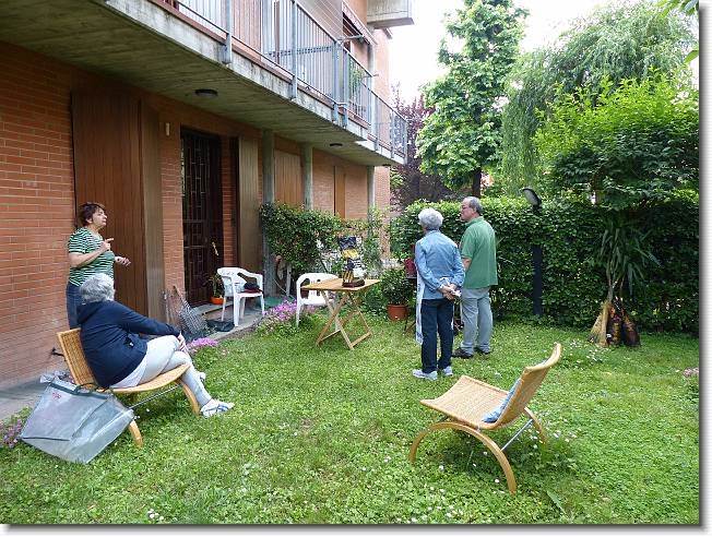 Clicca per scorrere le foto originali ingrandite