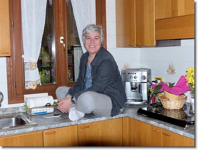 Clicca per scorrere le foto originali ingrandite