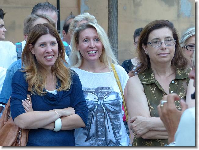 Clicca per scorrere le foto originali ingrandite