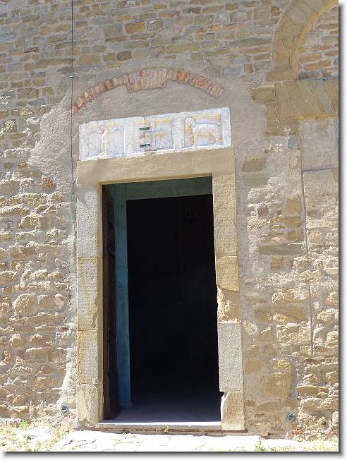 Clicca per scorrere le foto originali ingrandite