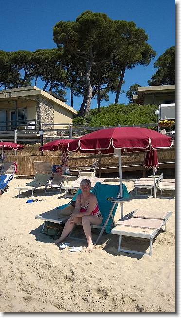 Clicca per scorrere le foto originali ingrandite