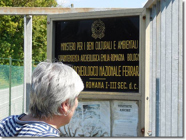 Clicca per scorrere le foto originali ingrandite