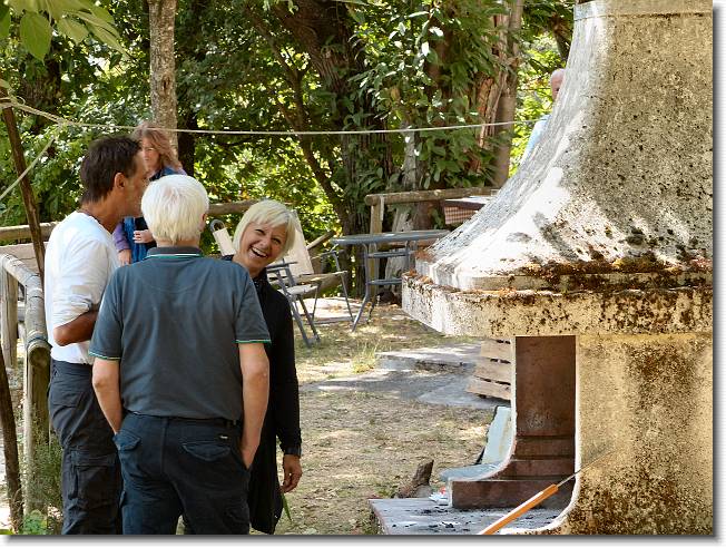 Clicca per scorrere le foto originali ingrandite