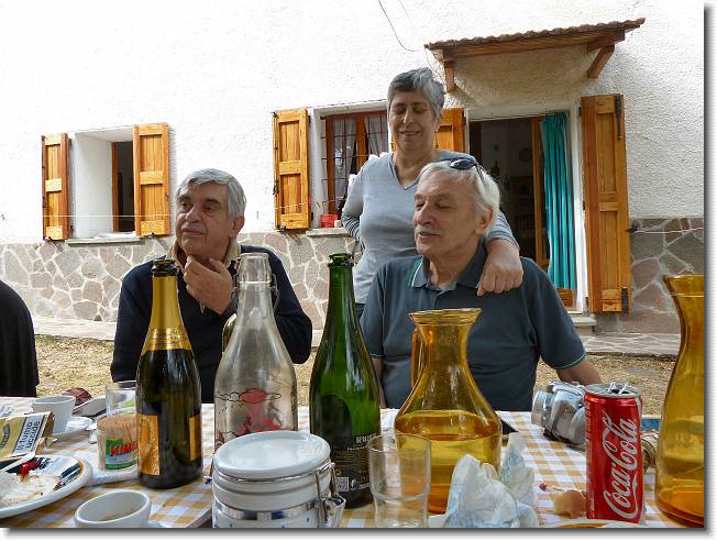Clicca per scorrere le foto originali ingrandite