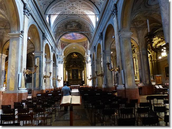 Clicca per scorrere le foto originali ingrandite