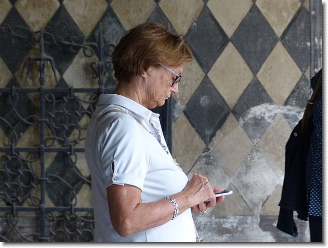 Clicca per scorrere le foto originali ingrandite