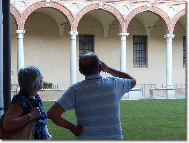 Clicca per scorrere le foto originali ingrandite