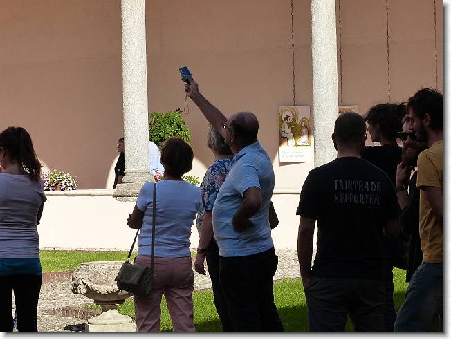 Clicca per scorrere le foto originali ingrandite