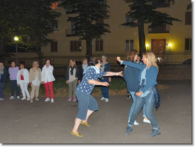 Clicca per scorrere le foto originali ingrandite