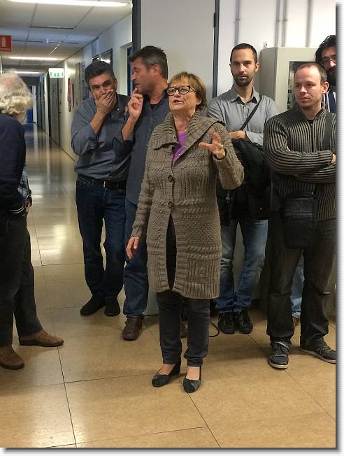 Clicca per scorrere le foto originali ingrandite