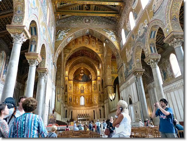 Clicca per scorrere le foto originali ingrandite