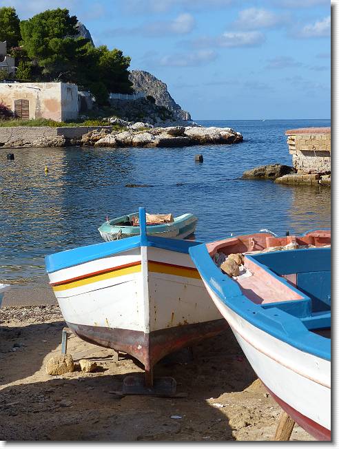 Clicca per scorrere le foto originali ingrandite