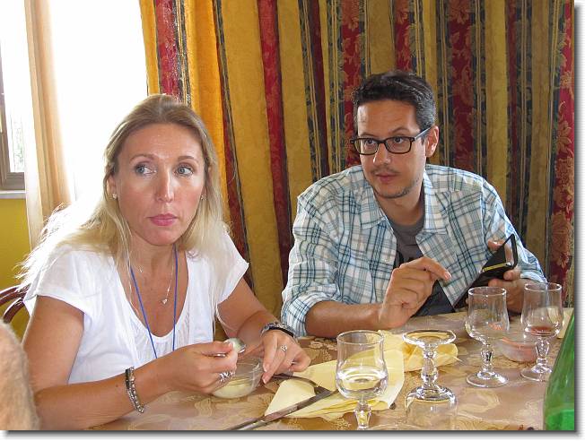Clicca per scorrere le foto originali ingrandite