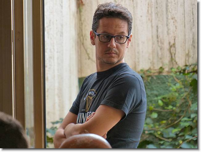 Clicca per scorrere le foto originali ingrandite