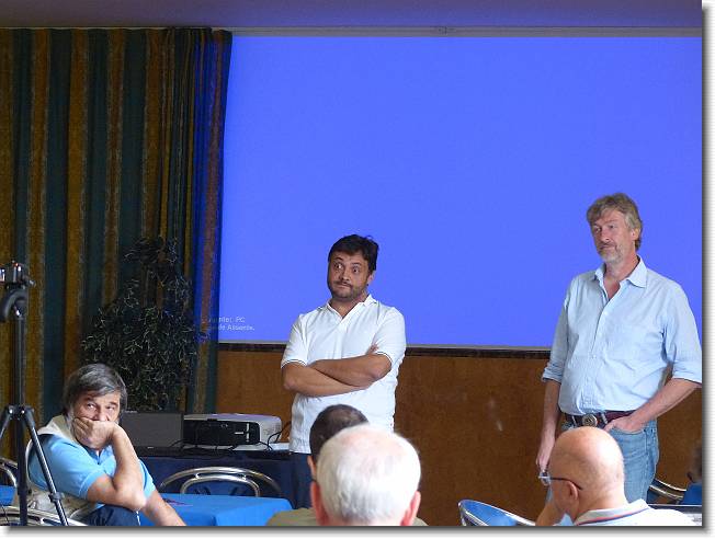 Clicca per scorrere le foto originali ingrandite