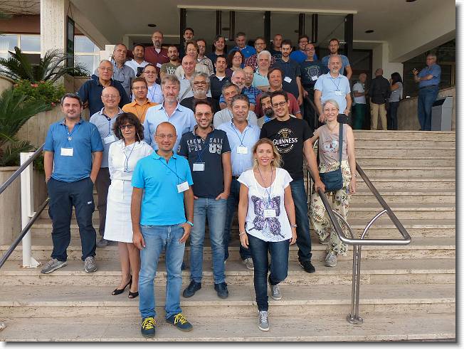 Clicca per scorrere le foto originali ingrandite