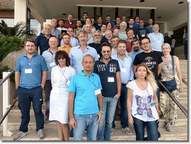 Clicca per scorrere le foto originali ingrandite