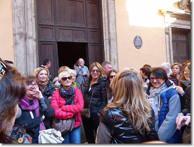 Clicca per scorrere le foto originali ingrandite