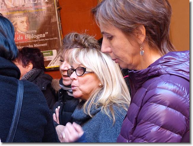 Clicca per scorrere le foto originali ingrandite