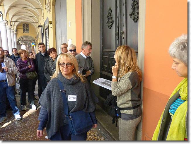 Clicca per scorrere le foto originali ingrandite