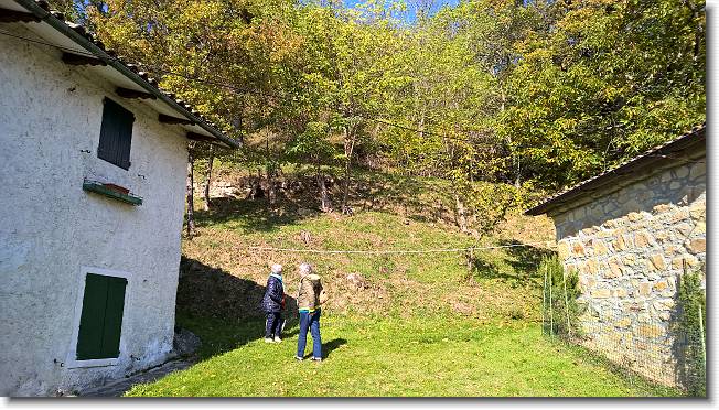 Clicca per scorrere le foto originali ingrandite