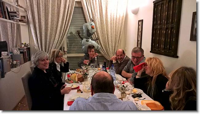 Clicca per scorrere le foto originali ingrandite