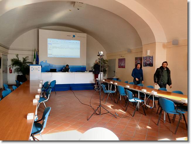 Clicca per scorrere le foto originali ingrandite