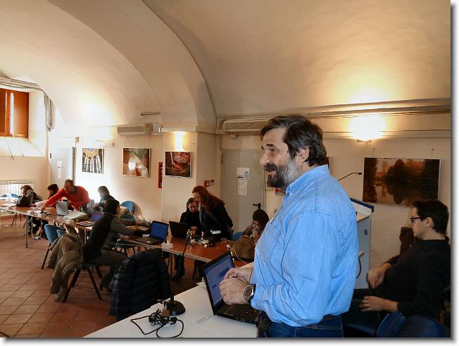 Clicca per scorrere le foto originali ingrandite