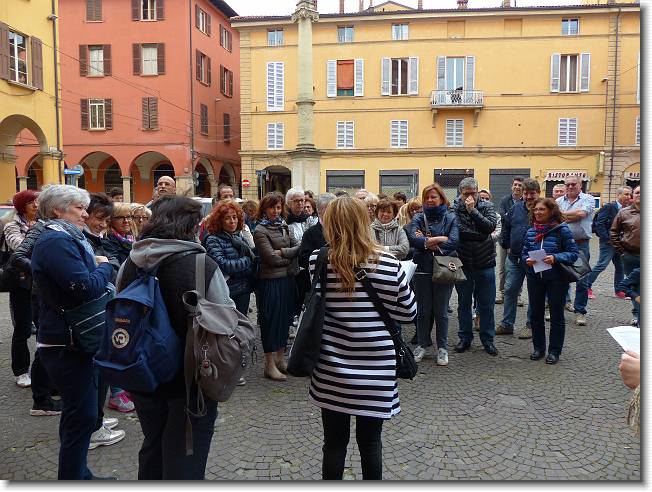 Clicca per scorrere le foto originali ingrandite