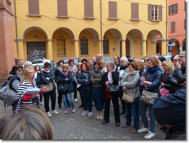 Clicca per scorrere le foto originali ingrandite