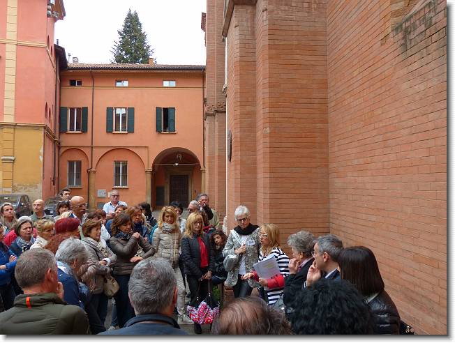 Clicca per scorrere le foto originali ingrandite