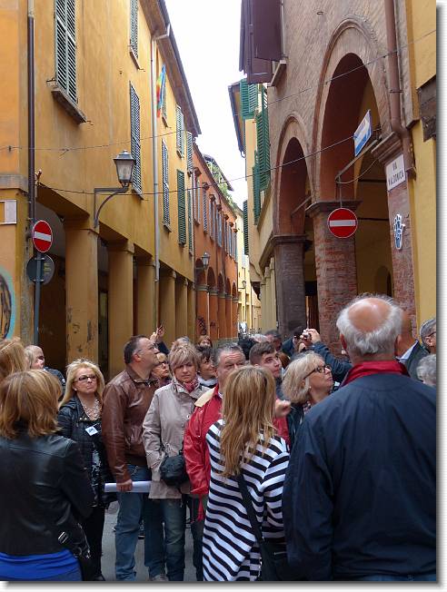 Clicca per scorrere le foto originali ingrandite