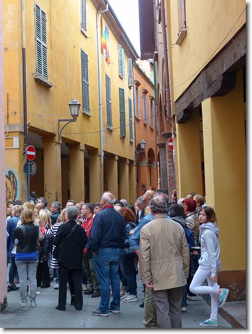 Clicca per scorrere le foto originali ingrandite