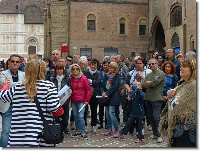 Clicca per scorrere le foto originali ingrandite