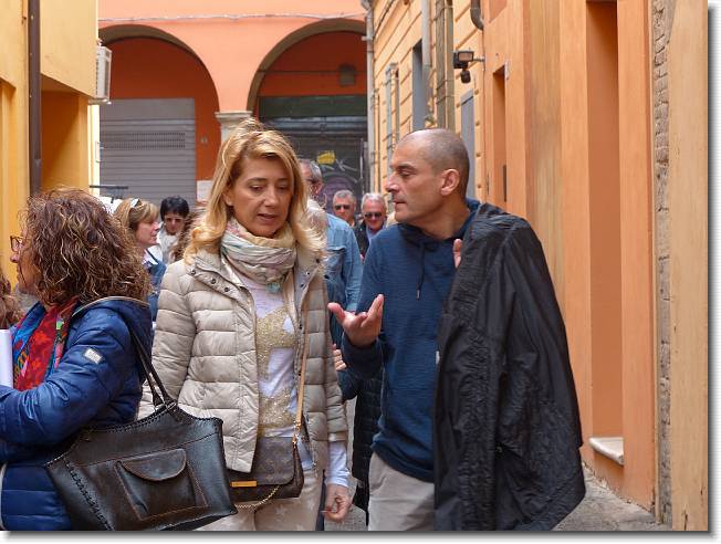 Clicca per scorrere le foto originali ingrandite