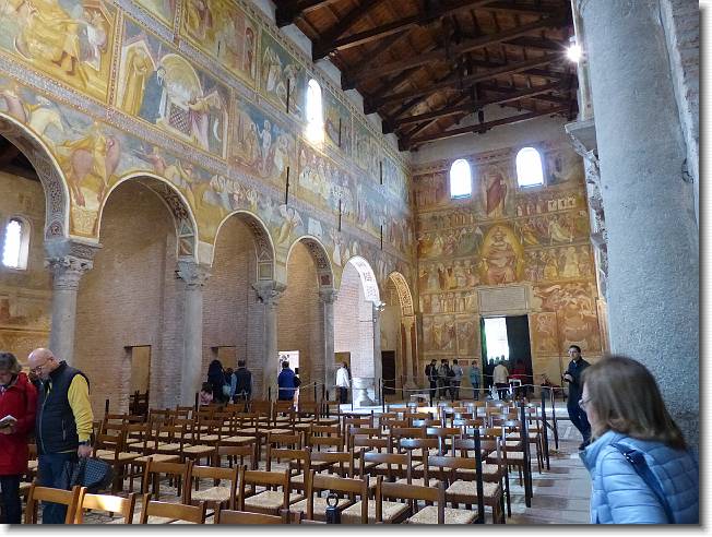 Clicca per scorrere le foto originali ingrandite
